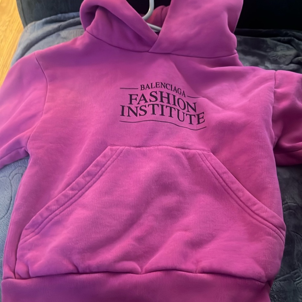 * PLEASE MAKE OFFERS * Toddler size 4 Balenciaga sweater